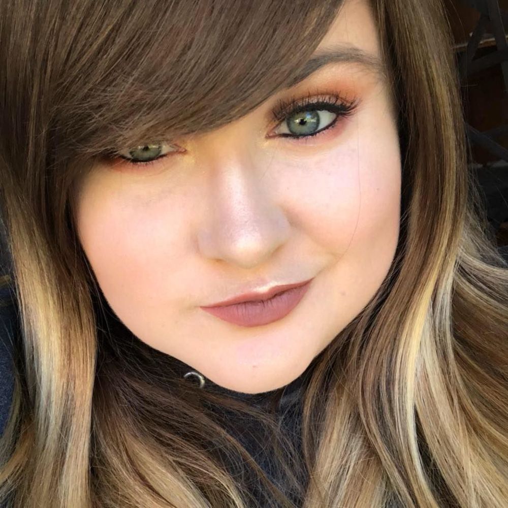 Meet your Posher, Makayla